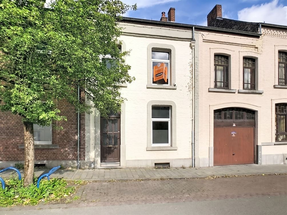 MAISON 2 FACADES 3 CHAMBRES AVEC JARDIN