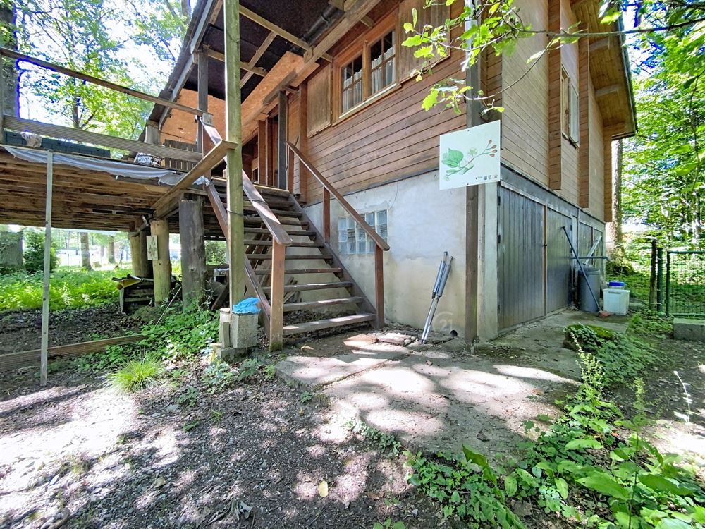Chalet authentique niché dans un écrin de verdure