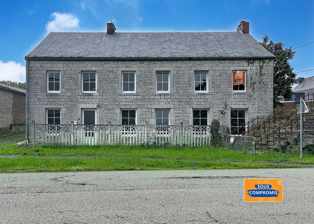 Maison en pierre de pays