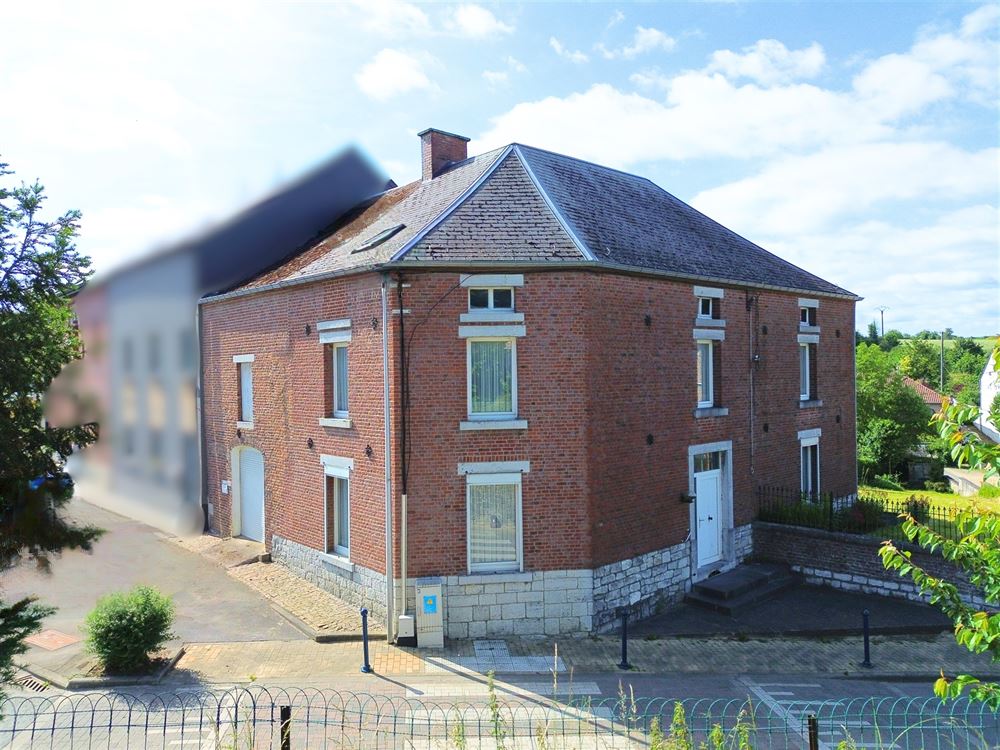 CHARMANTE MAISON DE VILLAGE – 3 CHAMBRES – JARDIN – GARAGE