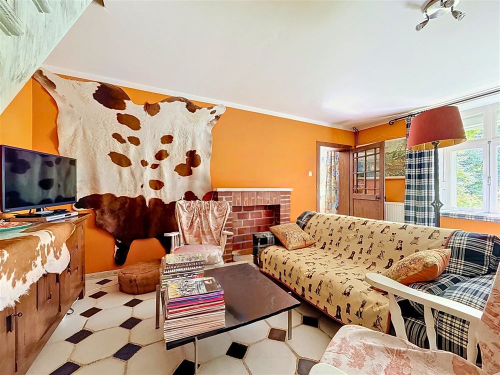 AUTHENTIQUE MAISON DE CAMPAGNE – 4 CHAMBRES – 28,43 ARES