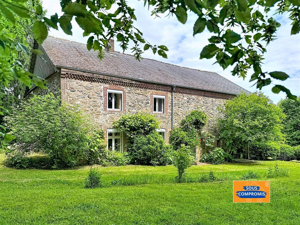 AUTHENTIQUE MAISON DE CAMPAGNE – 4 CHAMBRES – 28,43 ARES