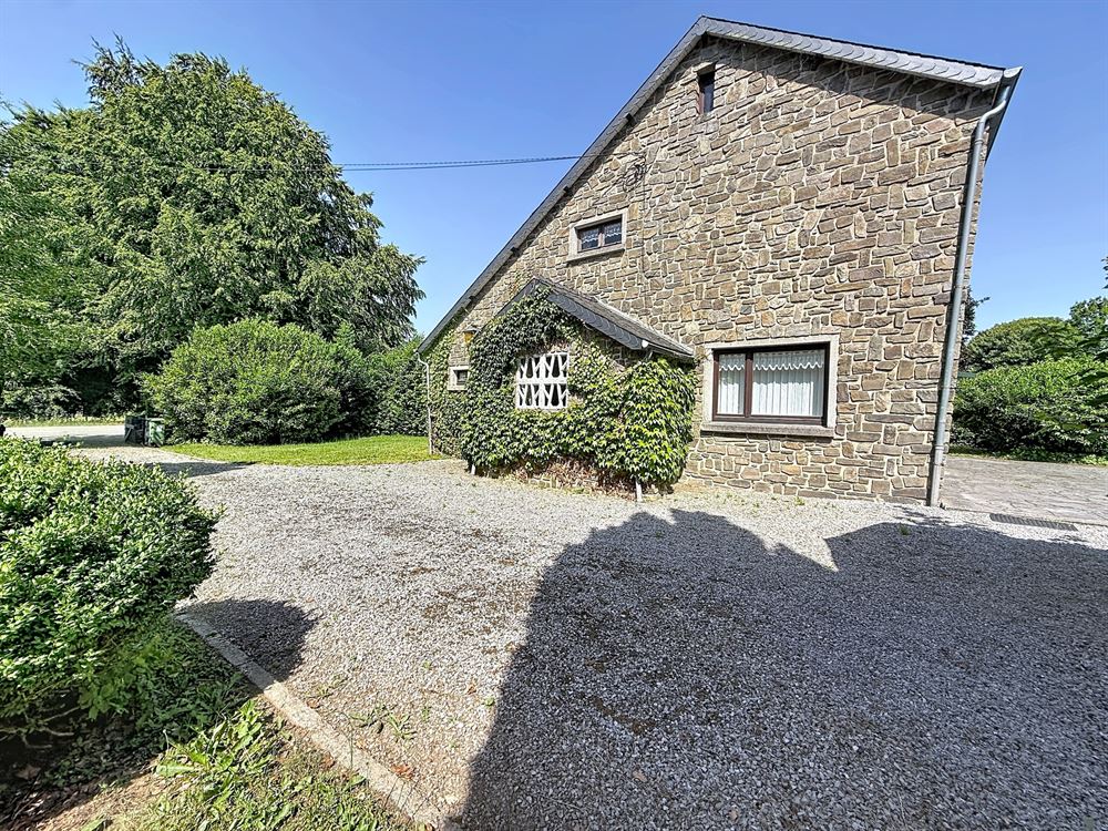VILLA - 3 CHAMBRES - GARAGE - JARDIN