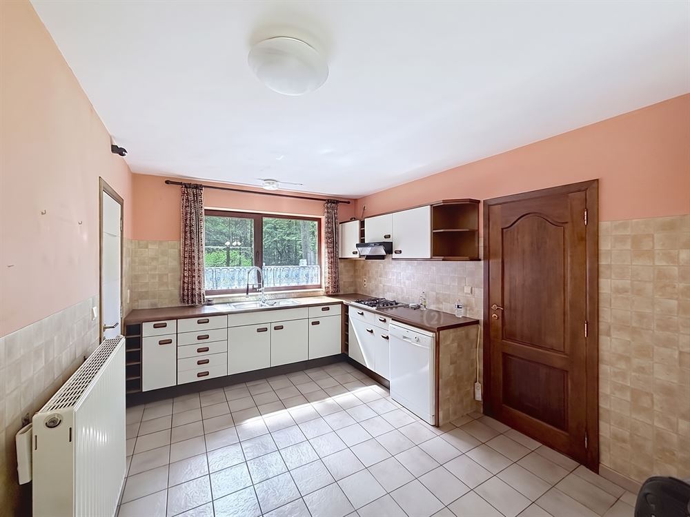 SUPERBE MAISON 4F DANS UN DOMAINE