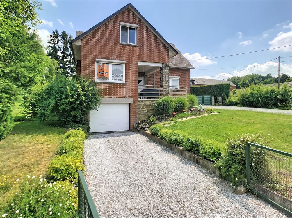 VILLA 3 CHAMBRES + BUREAU AVEC GARAGE ET JARDIN