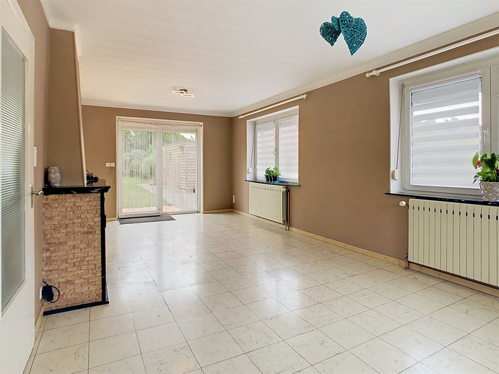 VILLA 3 CHAMBRES + BUREAU AVEC GARAGE ET JARDIN