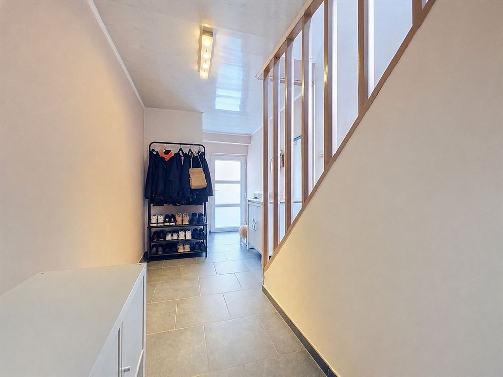 JOLIE MAISON - 3 CHAMBRES - PEB D - CE CONFORME