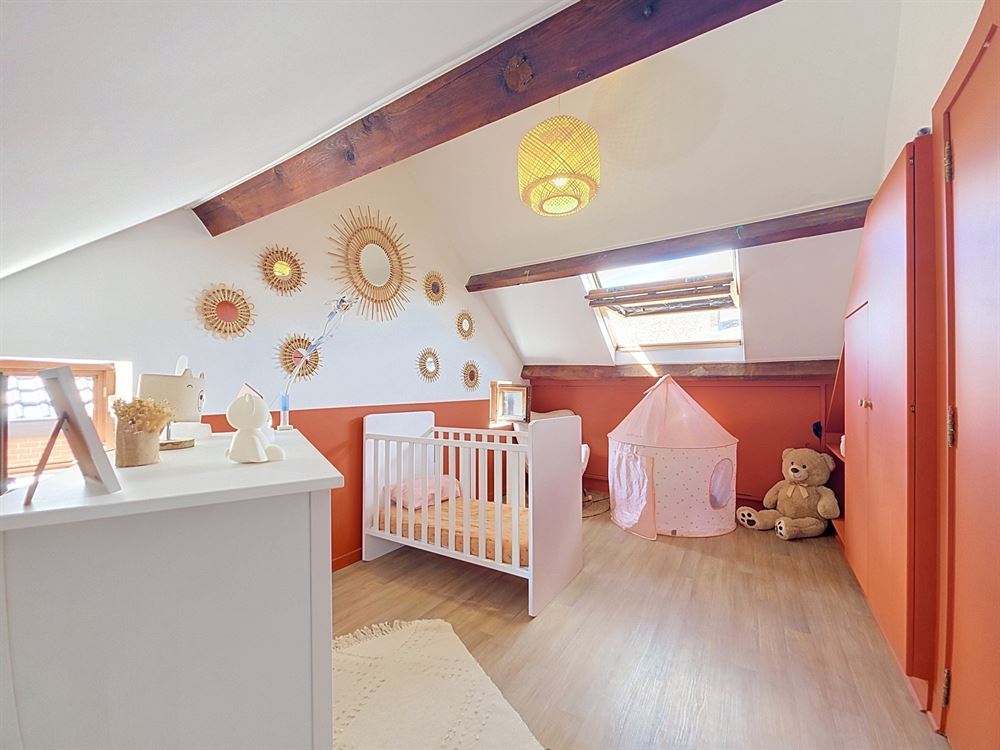 JOLIE MAISON - 3 CHAMBRES - PEB D - CE CONFORME