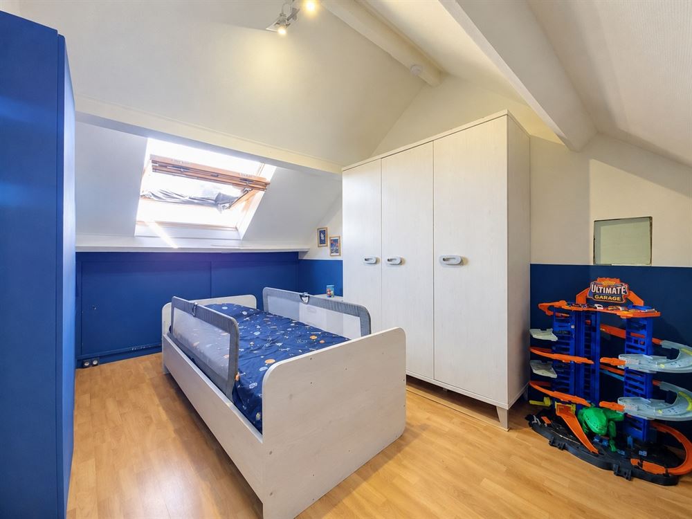JOLIE MAISON - 3 CHAMBRES - PEB D - CE CONFORME