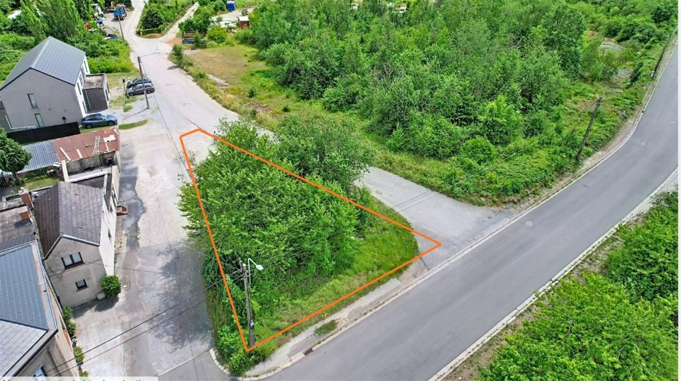 Terrain à bâtir avec projet de construction