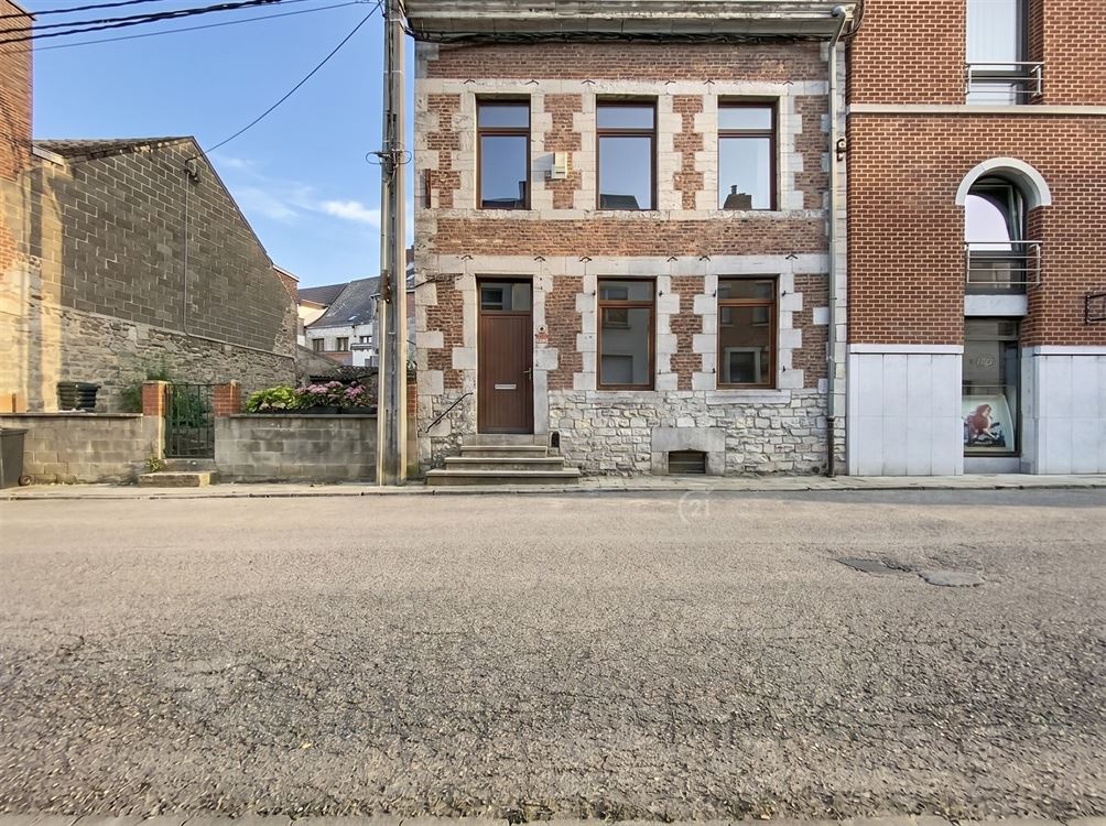 MAISON DE VILLE AVEC POTENTIEL
