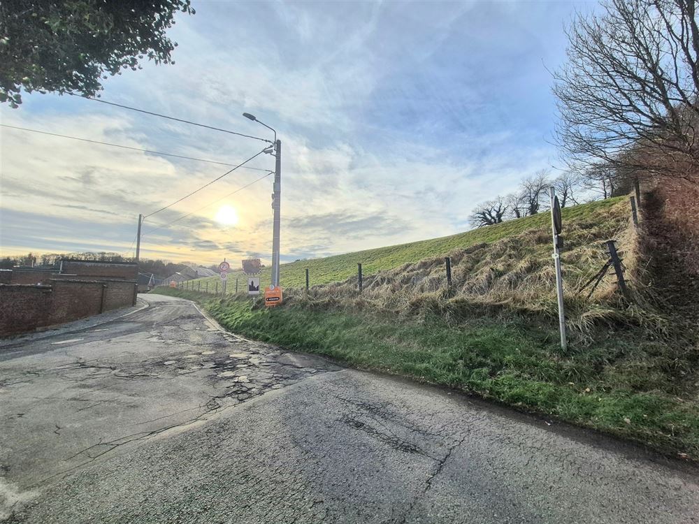 Presles – Terrain à bâtir de 21a 49ca