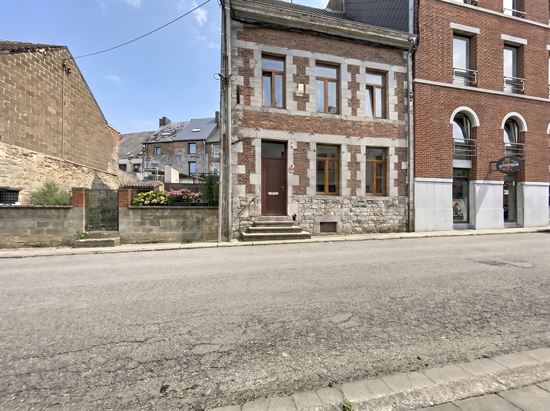 MAISON DE VILLE AVEC POTENTIEL