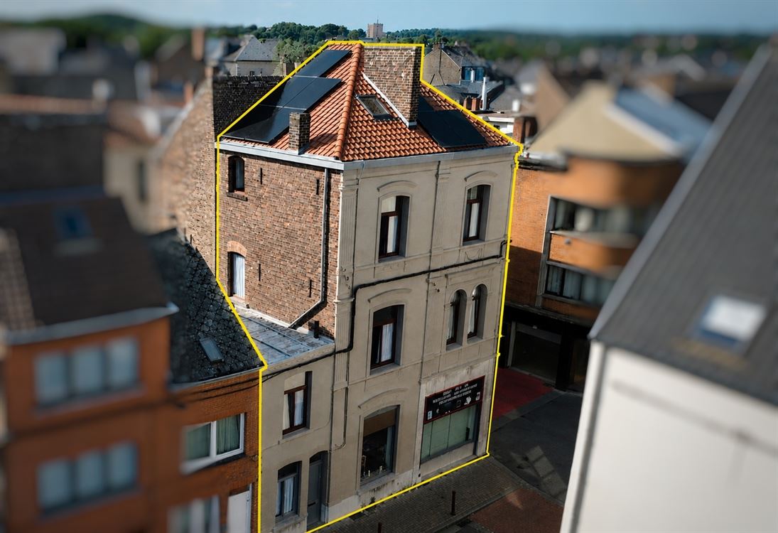 MAGNIFIQUE IMMEUBLE DE RAPPORT - COMMERCE + APPARTEMENT 162.5 M²