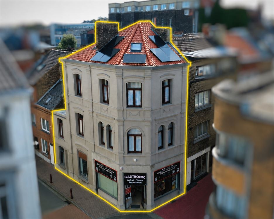 MAGNIFIQUE IMMEUBLE DE RAPPORT - COMMERCE + APPARTEMENT 162.5 M²