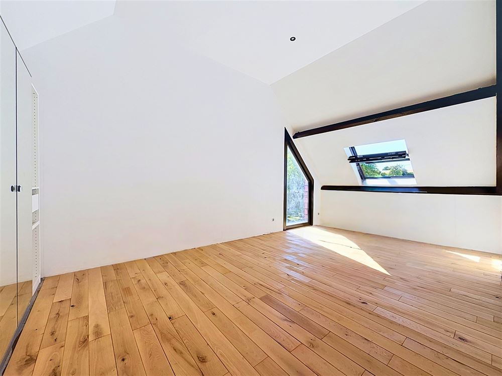 SUPERBE VILLA 4 CHAMBRES SUR 14,4 ARES – JARDIN PLEIN SUD