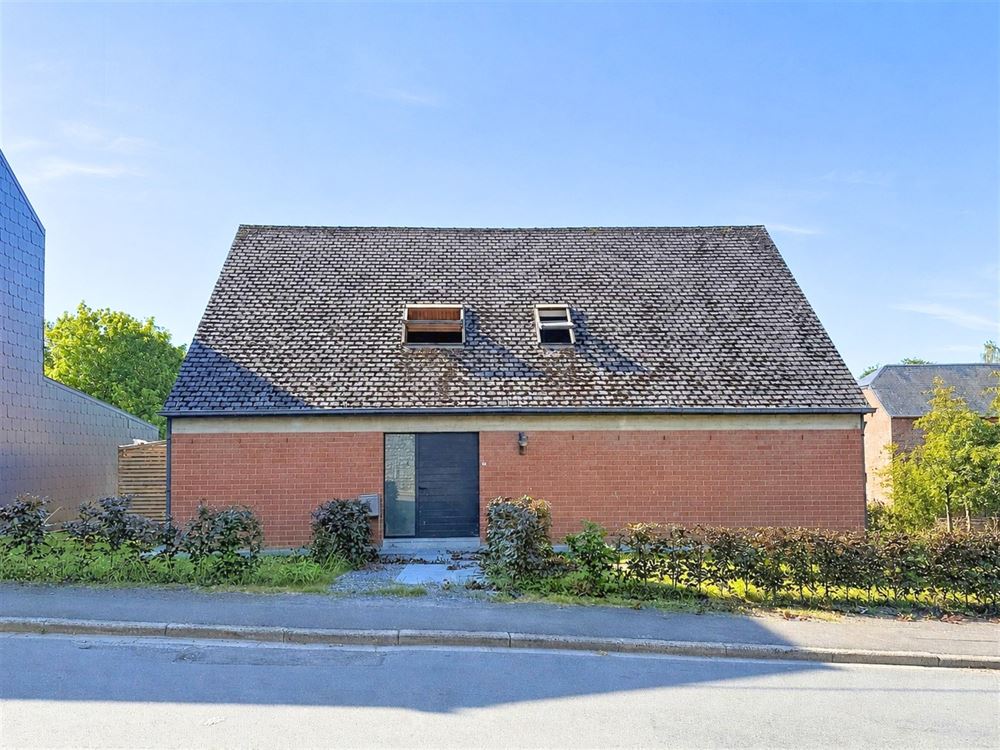 SUPERBE VILLA 4 CHAMBRES SUR 14,4 ARES – JARDIN PLEIN SUD