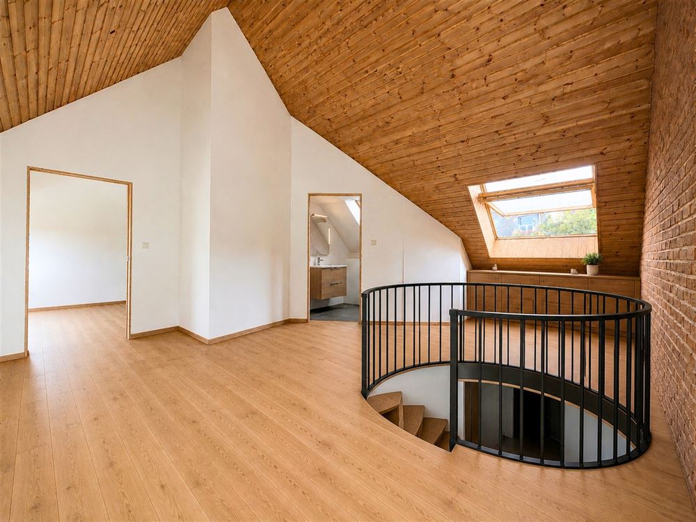 SUPERBE VILLA 4 CHAMBRES SUR 14,4 ARES – JARDIN PLEIN SUD