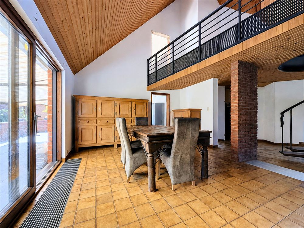 SUPERBE VILLA 4 CHAMBRES SUR 14,4 ARES – JARDIN PLEIN SUD