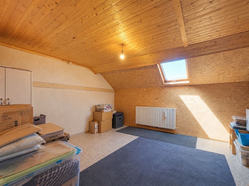 MAISON - 2CH - GARAGE - TERRASSE - GRENIER AMENAGEABLE