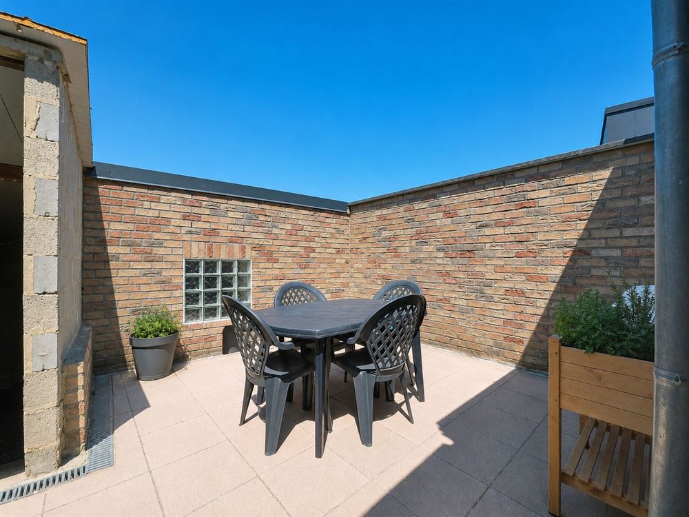 MAISON - 2CH - GARAGE - TERRASSE - GRENIER AMENAGEABLE