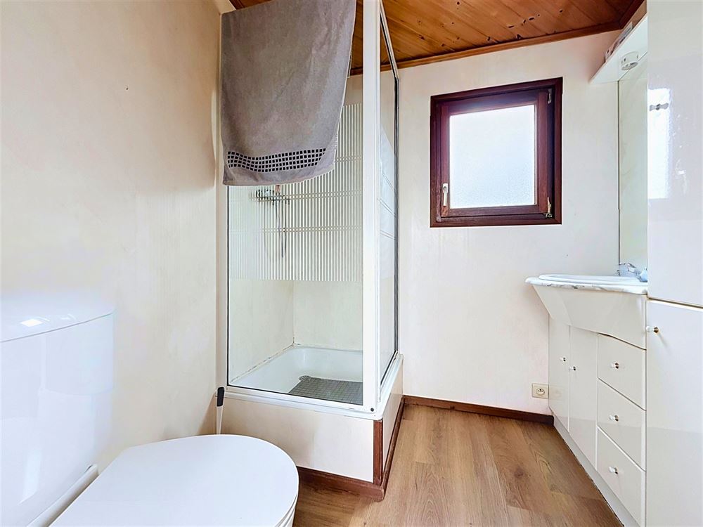 JOLI CHALET 2 CHAMBRES – PROCHE DES LACS DE L'EAU D'HEURE