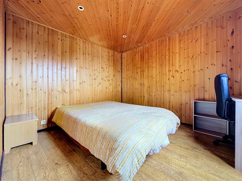 JOLI CHALET 2 CHAMBRES – PROCHE DES LACS DE L'EAU D'HEURE
