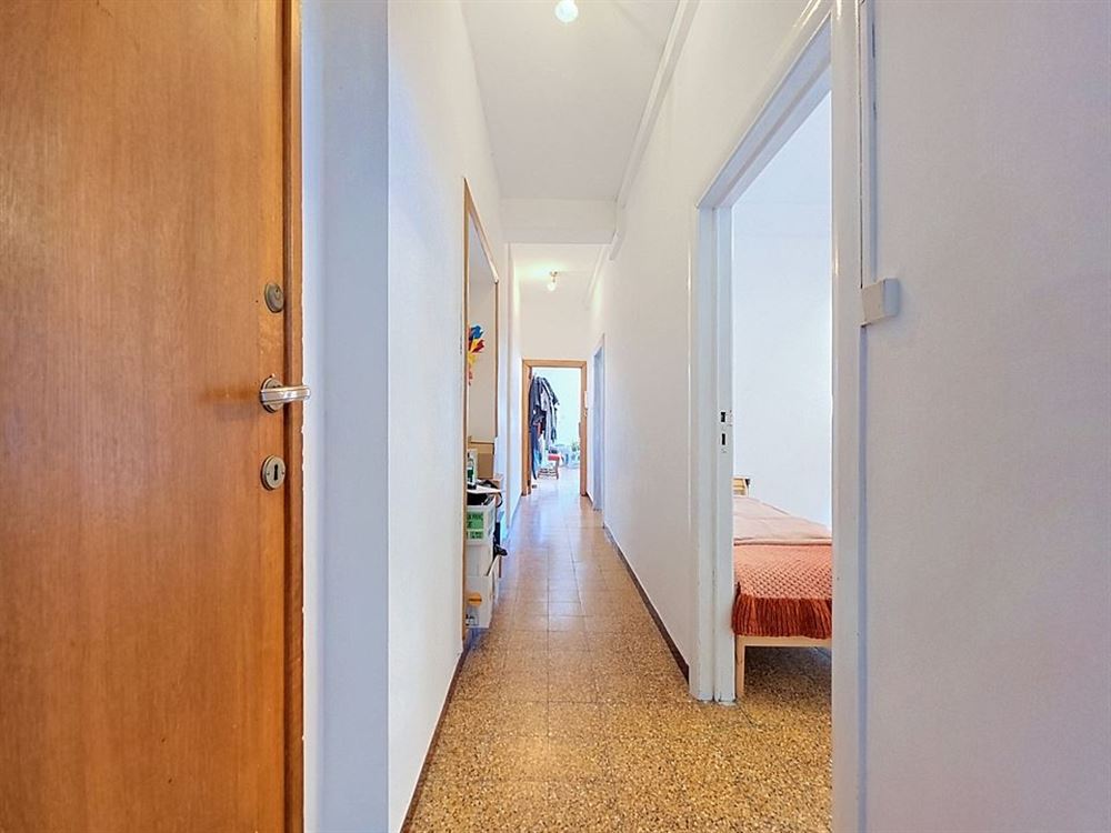 IMMEUBLE DE RAPPORT - COMMERCE + 2 APPARTEMENTS