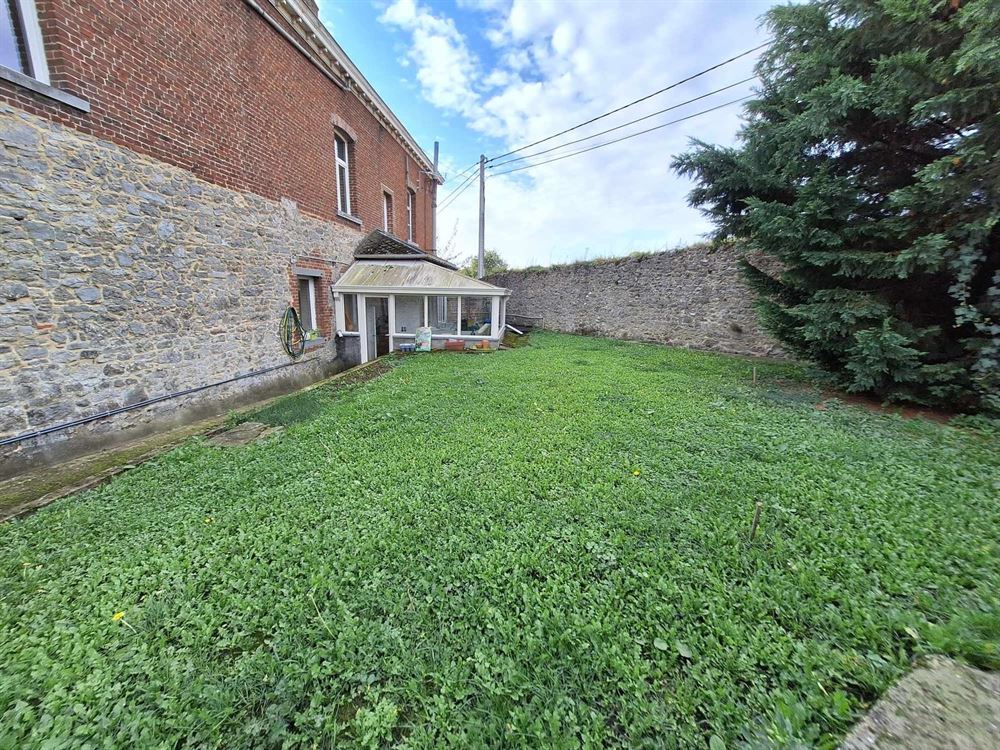 MAISON 2 CHAMBRES ET JARDIN