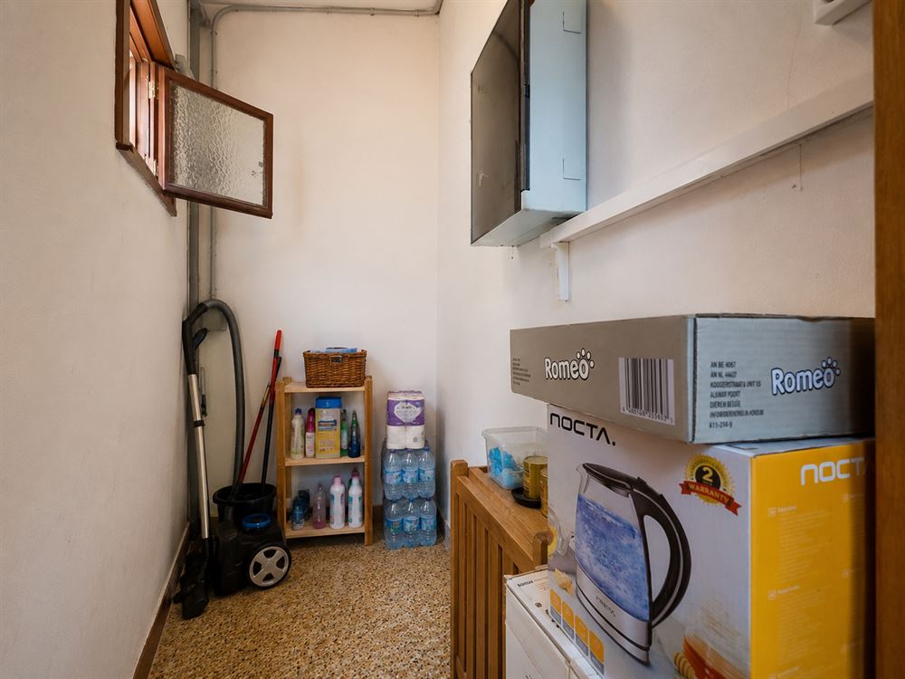 IMMEUBLE DE RAPPORT - COMMERCE + 2 APPARTEMENTS