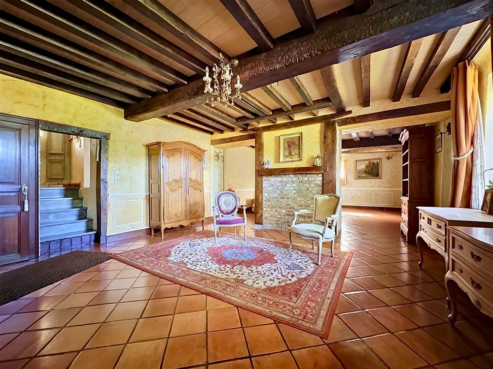 SUPERBE MAISON DE CARACTÈRE – 3 CHAMBRES – 53,97 ARES