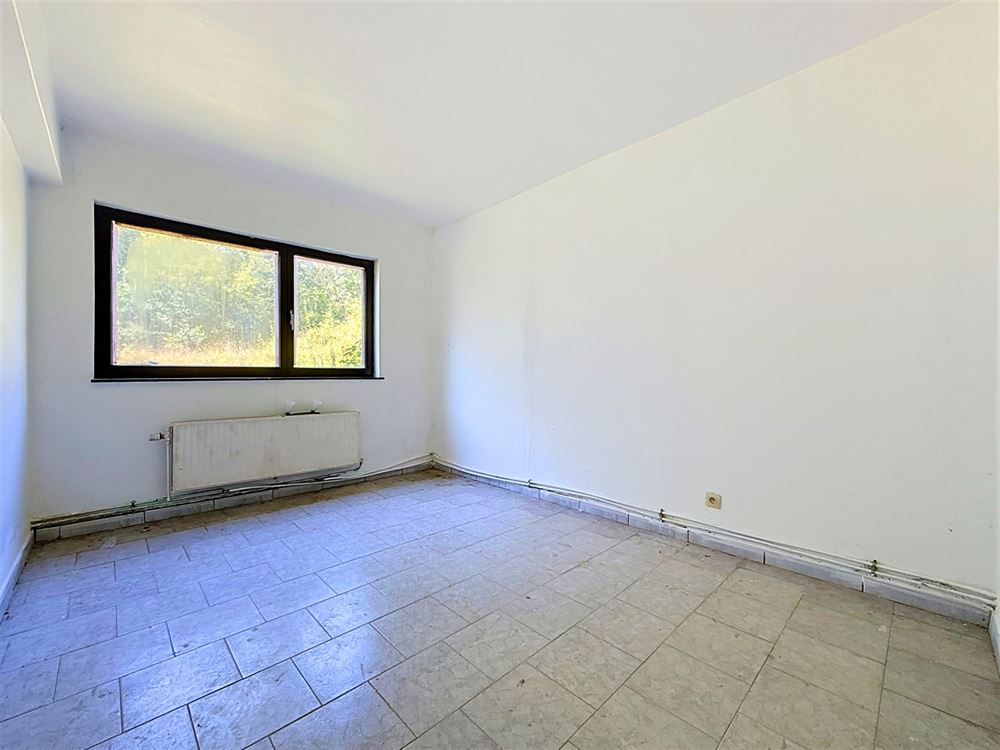 CLUB HOUSE AVEC APPARTEMENT INDÉPENDANT SUR 1,11 HECTARE