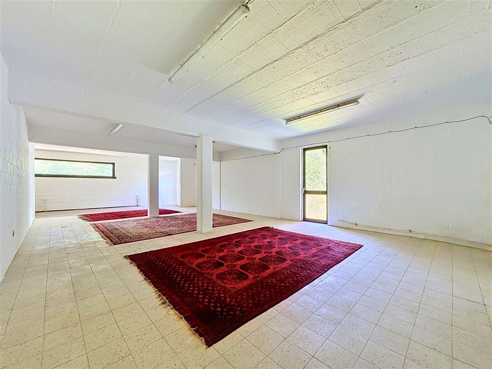 CLUB HOUSE AVEC APPARTEMENT INDÉPENDANT SUR 1,11 HECTARE