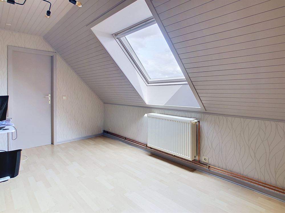 VILLA 2 CAMBRES AVEC JARDIN ET GARAGE