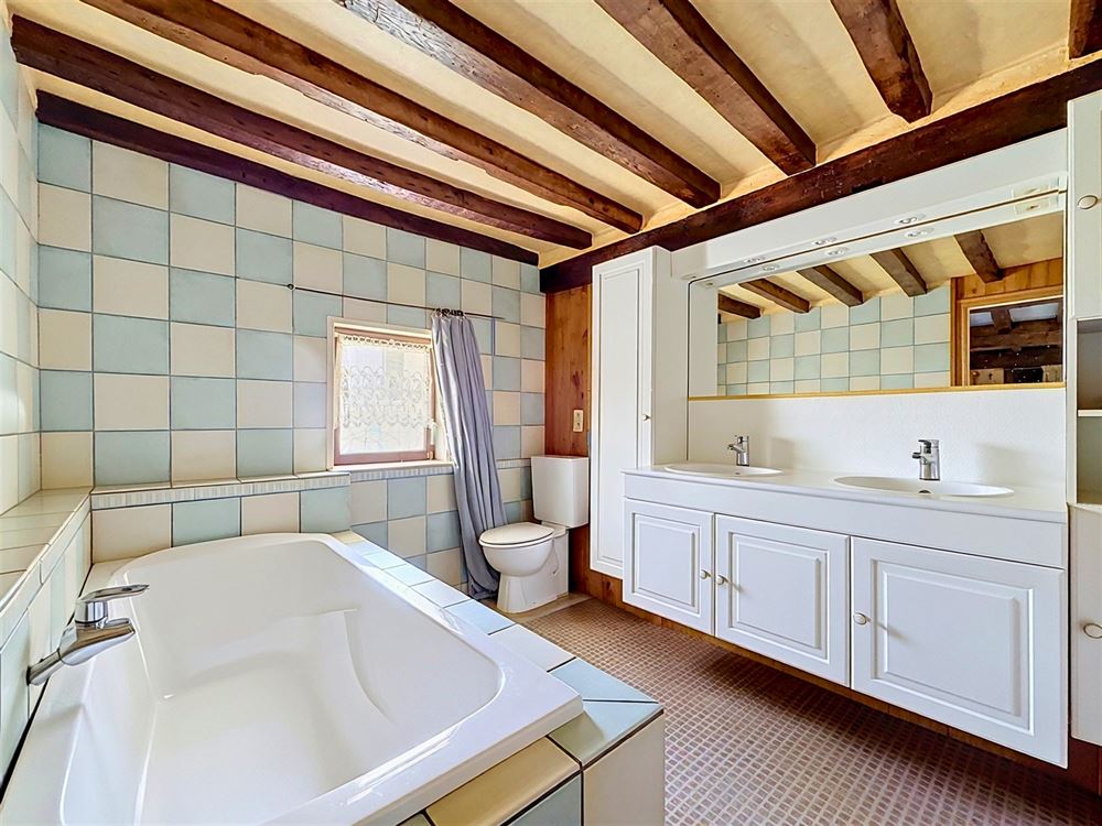 SUPERBE MAISON DE CARACTÈRE – 3 CHAMBRES – 53,97 ARES