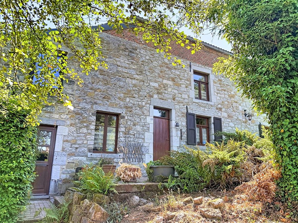 SUPERBE MAISON DE CARACTÈRE – 3 CHAMBRES – 53,97 ARES