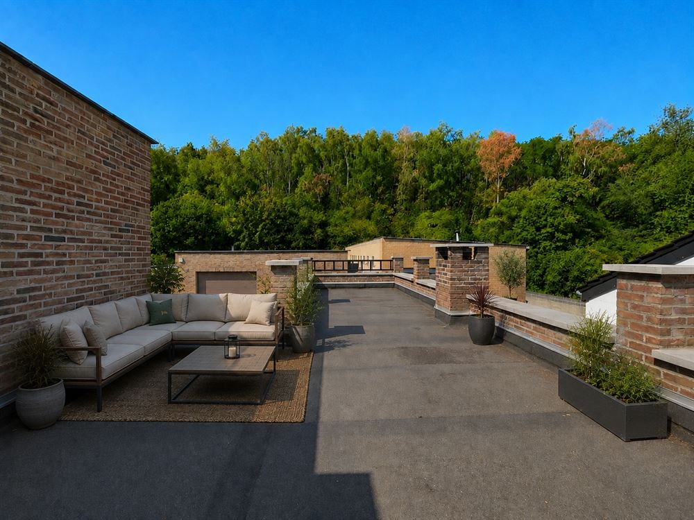 GRANDE MAISON + ENTREPOT 350M²