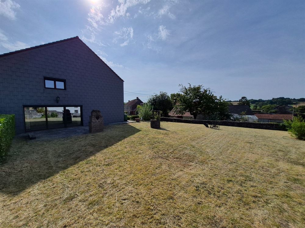 MAISON + GARAGE