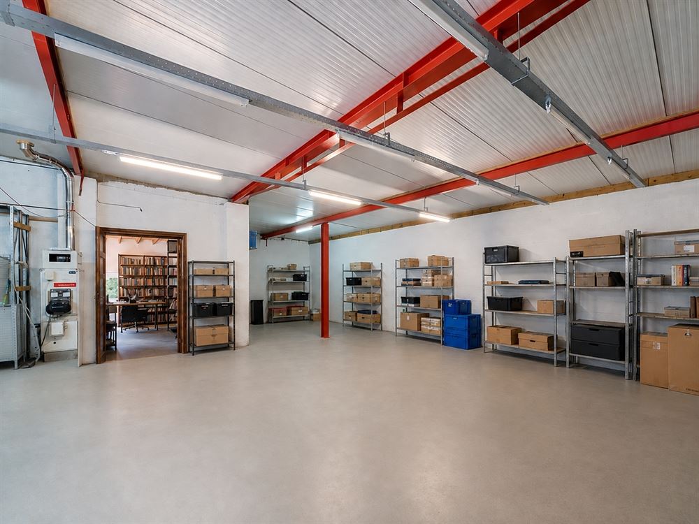 GRANDE MAISON + ENTREPOT 350M²