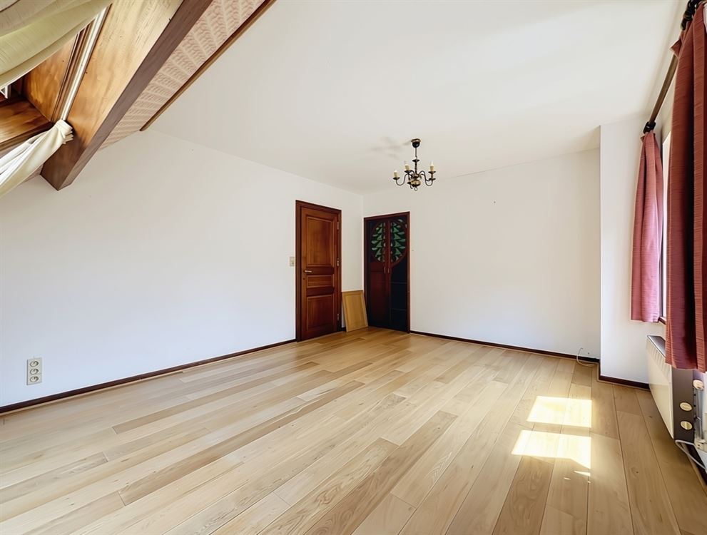 VILLA AVEC TERRAIN DE 20ares + BOIS DE 16 ARES