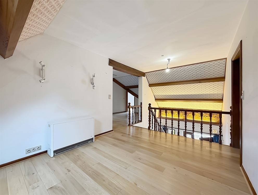 VILLA AVEC TERRAIN DE 20ares + BOIS DE 16 ARES