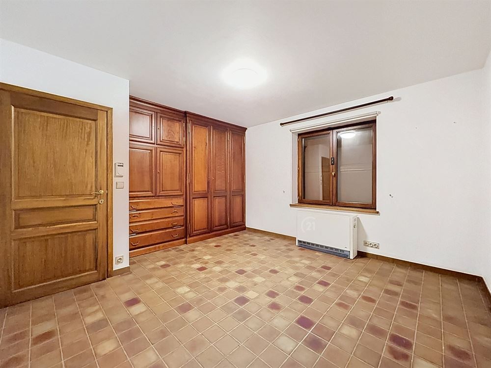 VILLA AVEC TERRAIN DE 20ares + BOIS DE 16 ARES
