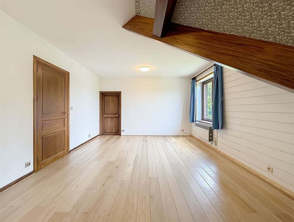 VILLA AVEC TERRAIN DE 20ares + BOIS DE 16 ARES