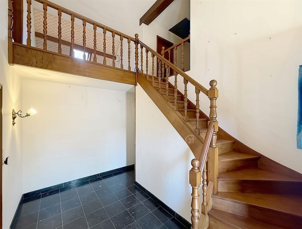 VILLA AVEC TERRAIN DE 20ares + BOIS DE 16 ARES