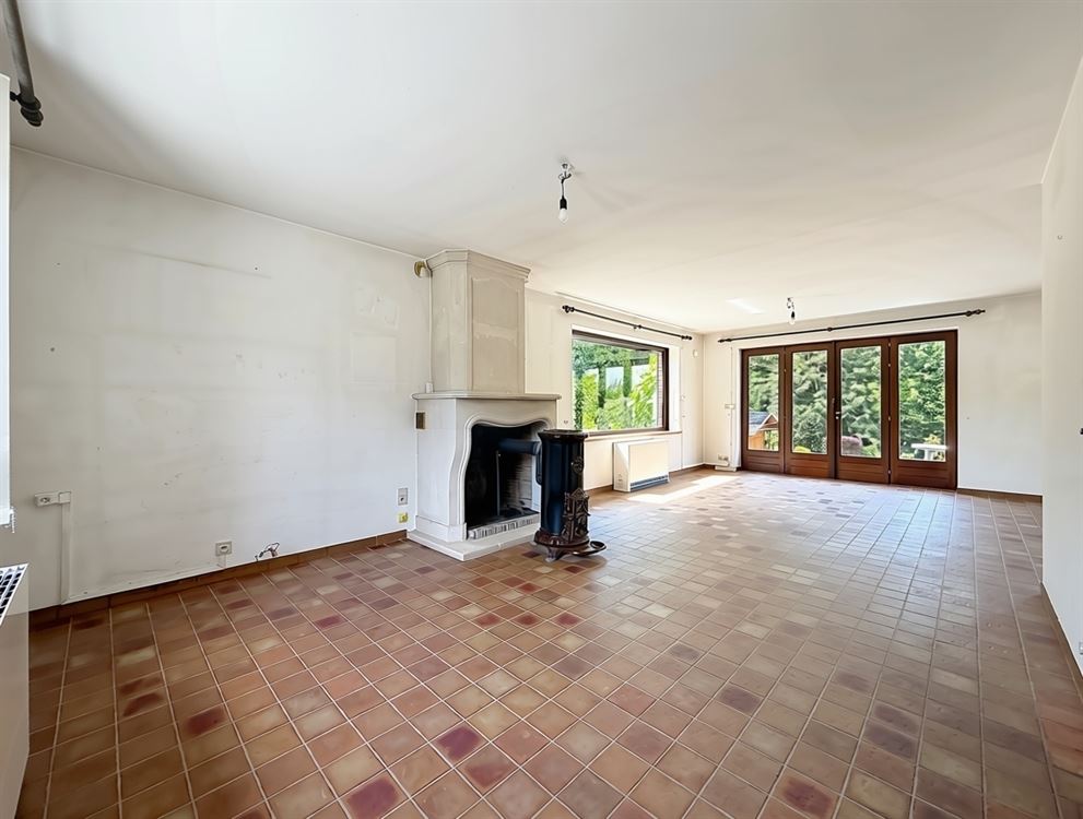 VILLA AVEC TERRAIN DE 20ares + BOIS DE 16 ARES
