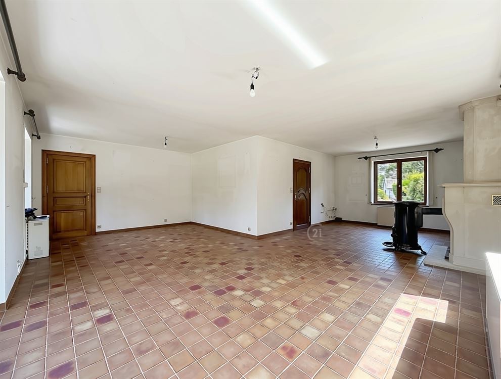 VILLA AVEC TERRAIN DE 20ares + BOIS DE 16 ARES