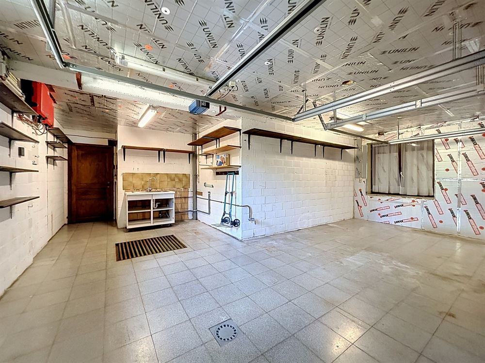 VILLA AVEC TERRAIN DE 20ares + BOIS DE 16 ARES