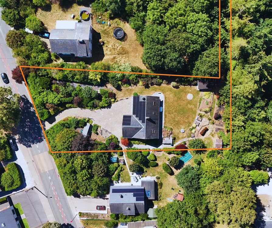 VILLA AVEC TERRAIN DE 20ares + BOIS DE 16 ARES