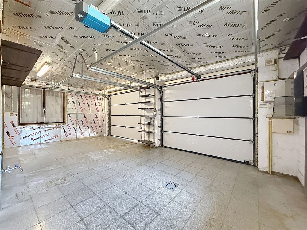 VILLA AVEC TERRAIN DE 20ares + BOIS DE 16 ARES