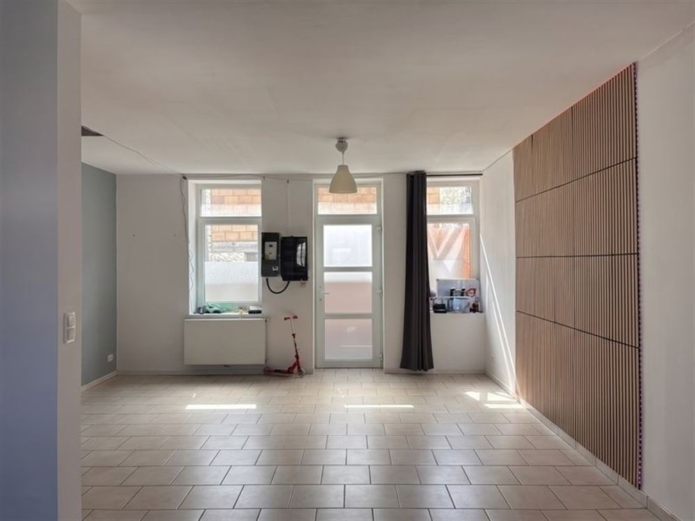 MAISON D'HABITATION